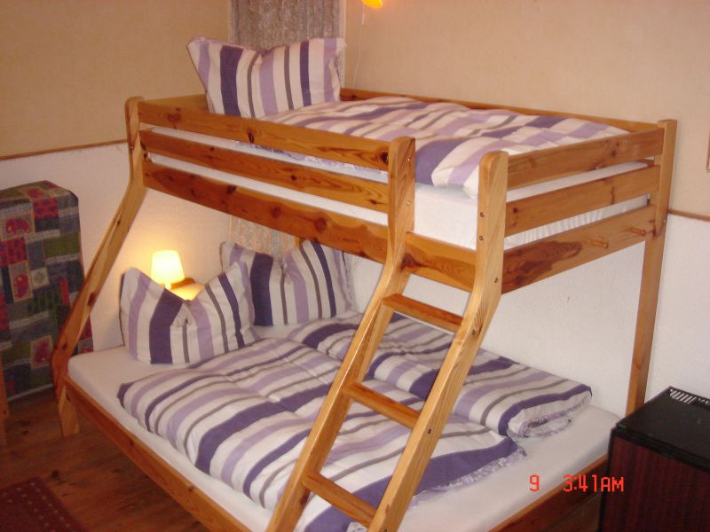 Köln Nichtraucher-Pension & FeWo Schwermer: 3-Bett-Zimmer