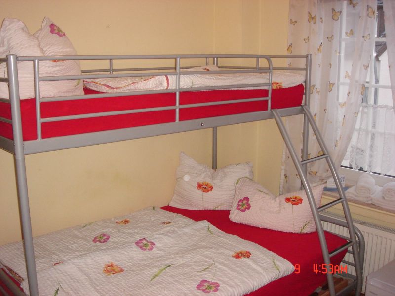 Köln Nichtraucher-Pension & FeWo Schwermer: 3-Bett-Zimmer