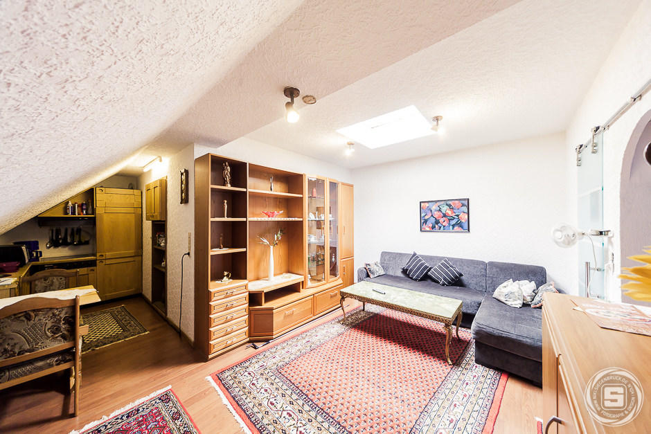 Köln Monteur- & Ferienwohnungen / Apartments Resi: Apartment 1 Wohnschlaf-<br>zimmer